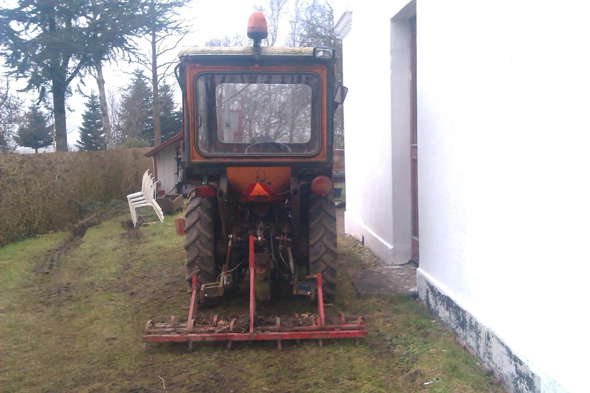 Fiat 250 - med harve på billede 2