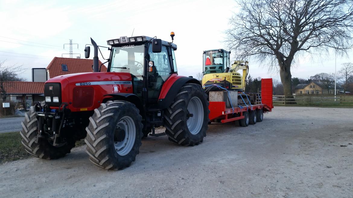 Massey Ferguson 8250 billede 17