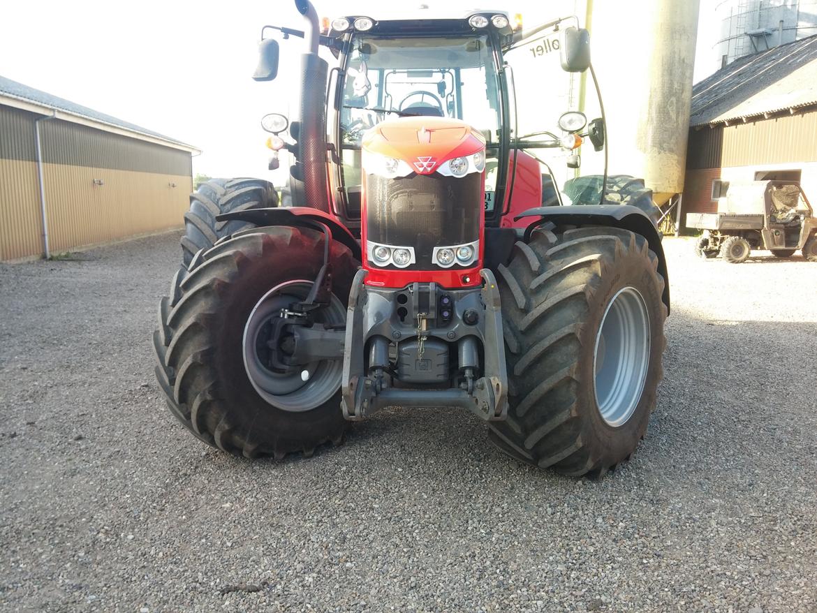 Massey Ferguson 7620 - Justering af styretøj - akkumulator flyttet billede 8