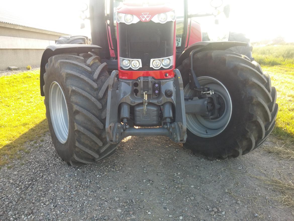 Massey Ferguson 7620 - Justering af styretøj - akkumulator flyttet billede 9