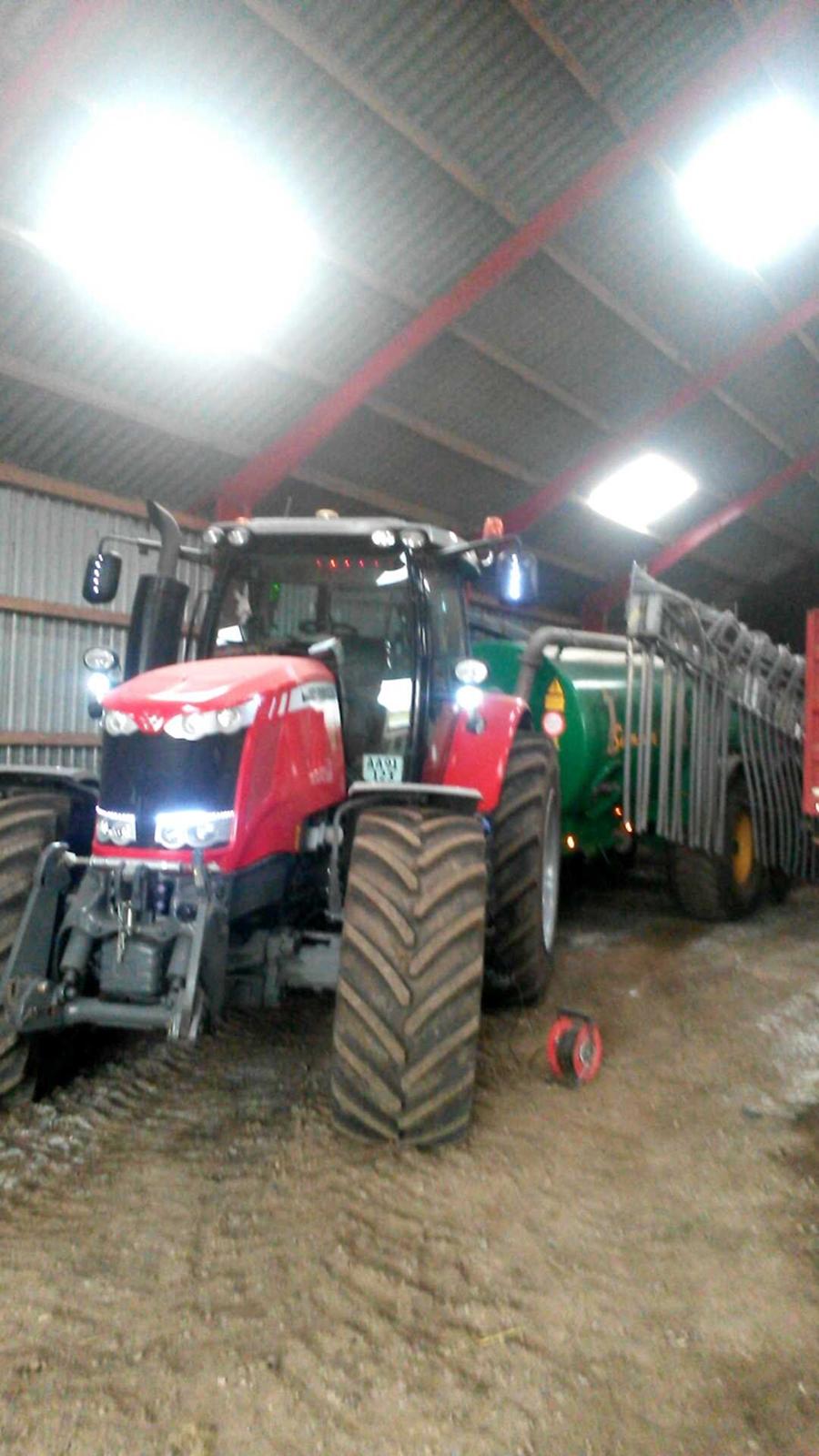 Massey Ferguson 7620 - Lys mont. på traktor billede 14