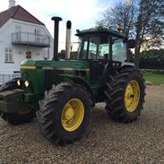 John Deere 4350