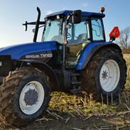 New Holland TM 165