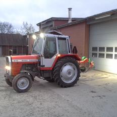 Massey Ferguson 675
