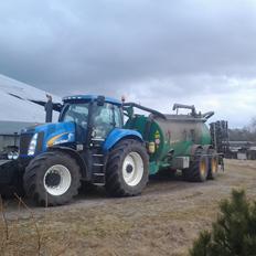 New Holland t 8040