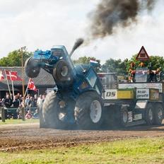 Ford 8210