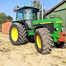 John Deere 3650