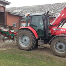 Massey Ferguson 5460