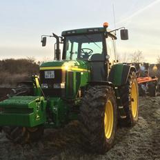 John Deere 7710