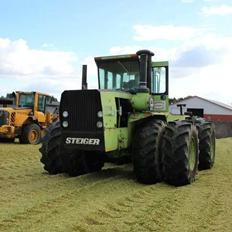 Case IH steiger panther st-325