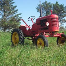 Massey Harris Pony 812