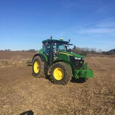 John Deere 7310R