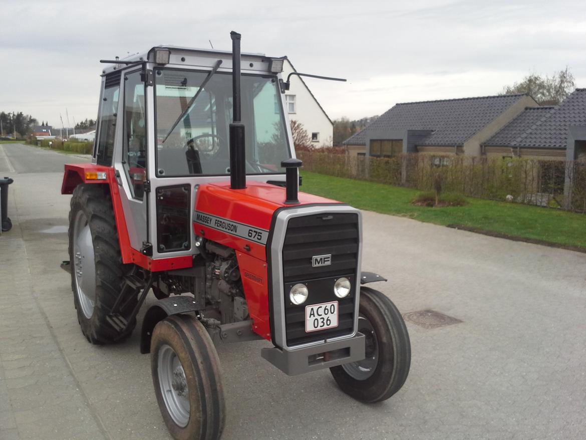 Massey Ferguson 675 billede 6
