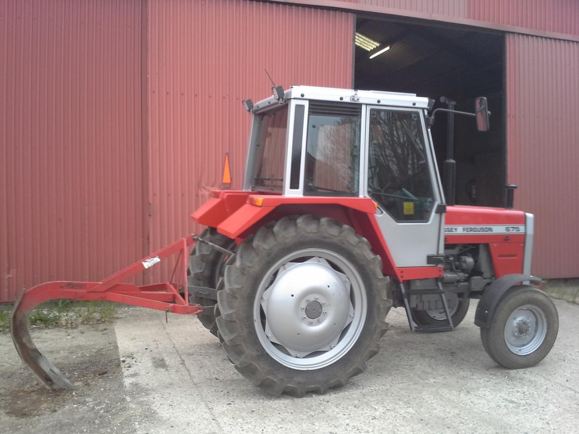 Massey Ferguson 675 billede 11