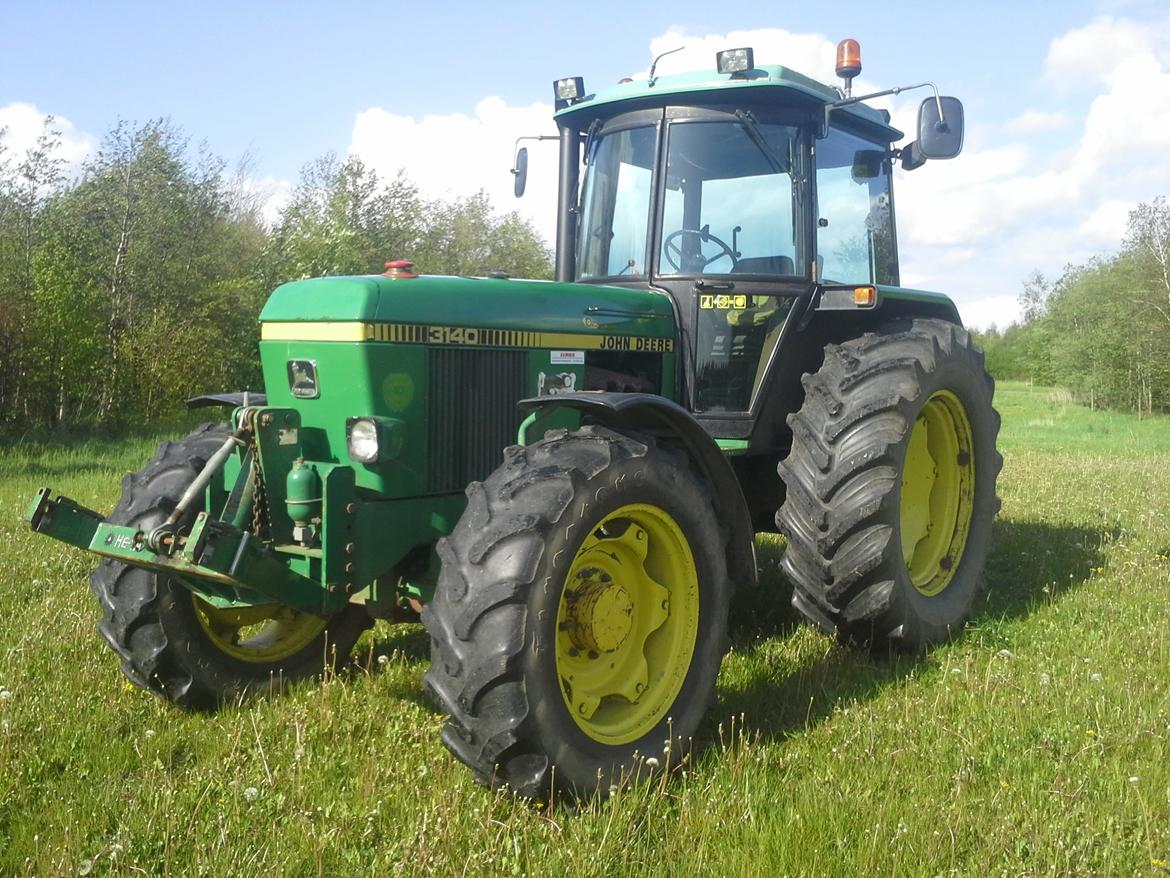 John Deere 3140 billede 3