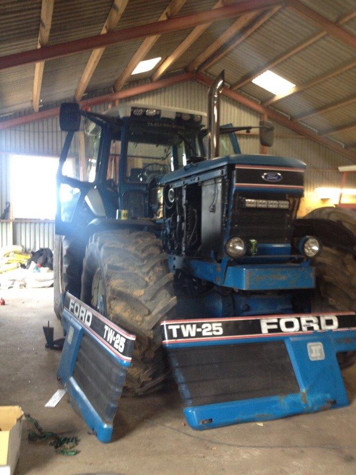 Ford tw 25 billede 17