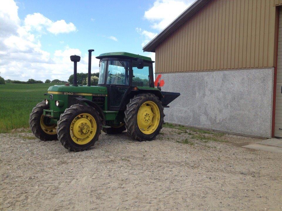 John Deere 2140 - Med kunstgødningspredere :)  billede 16
