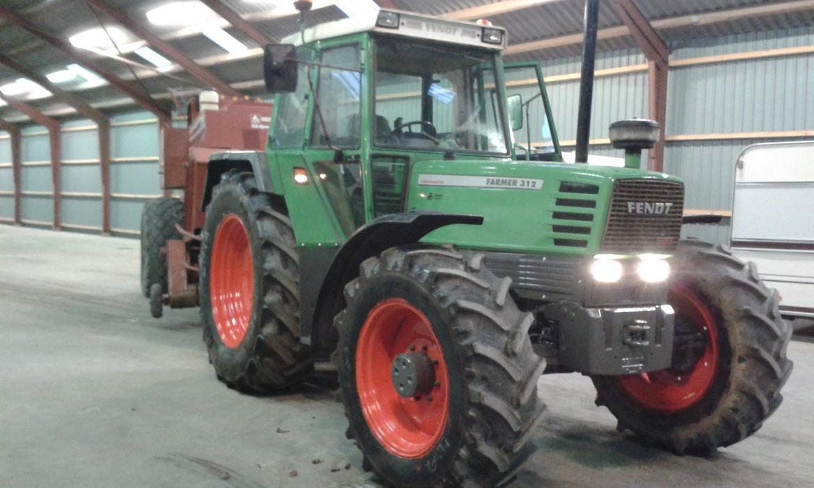 Fendt 312 Farmer billede 18