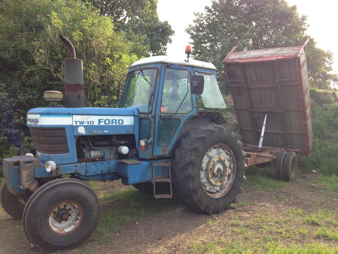 Ford TW 10 - Lige ankommet hjem til min kammarats gos, hvor grejet holder... billede 20