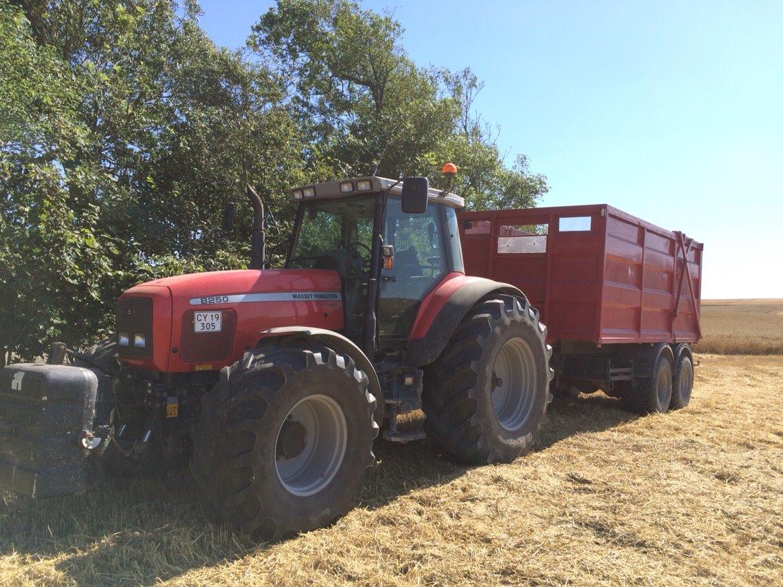 Massey Ferguson 8250 billede 21