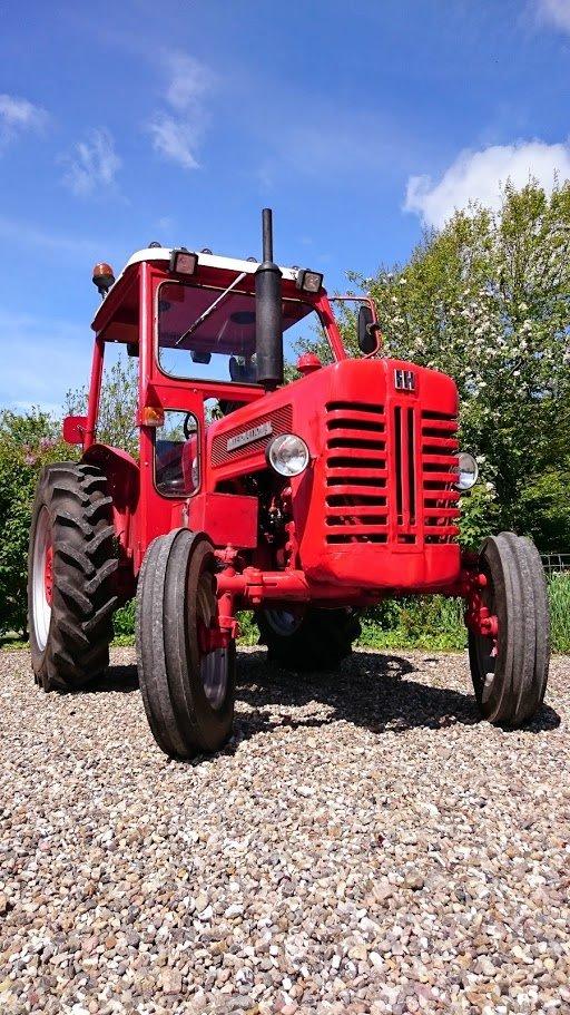 International Harvester B-275 billede 26