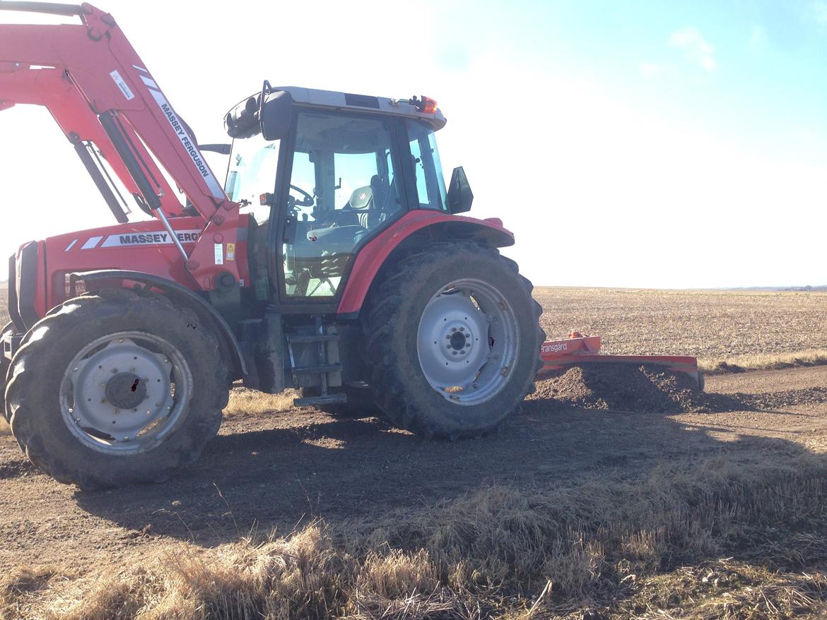 Massey Ferguson 5460 billede 2