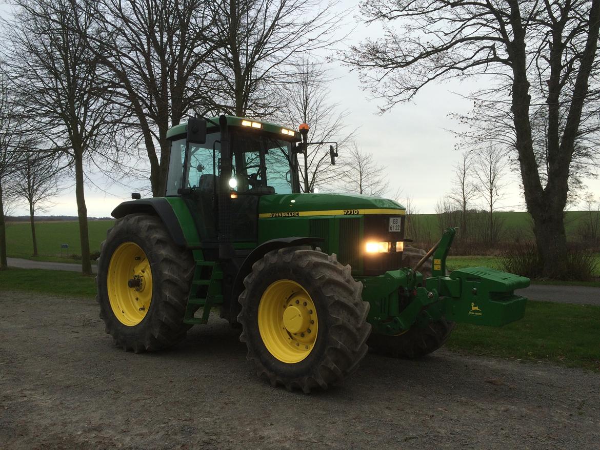 John Deere 7710 billede 12