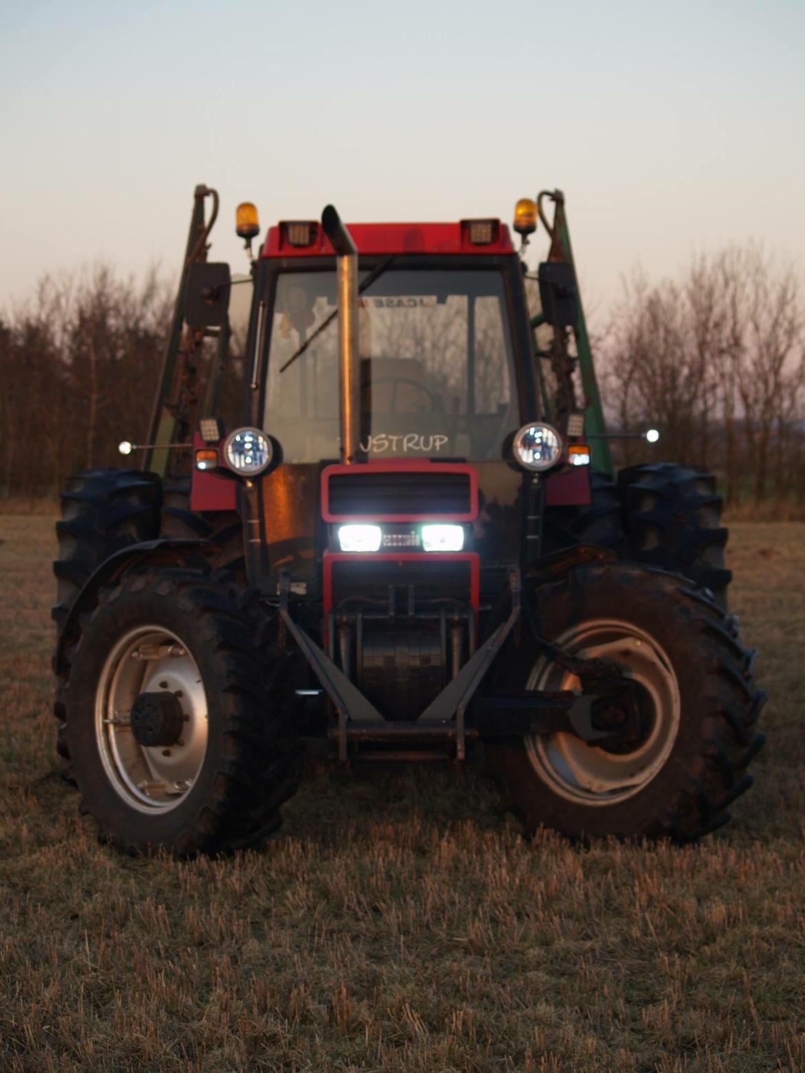 Case IH 956 XL - Så kom der markeringslys ved tvillinghjul billede 28