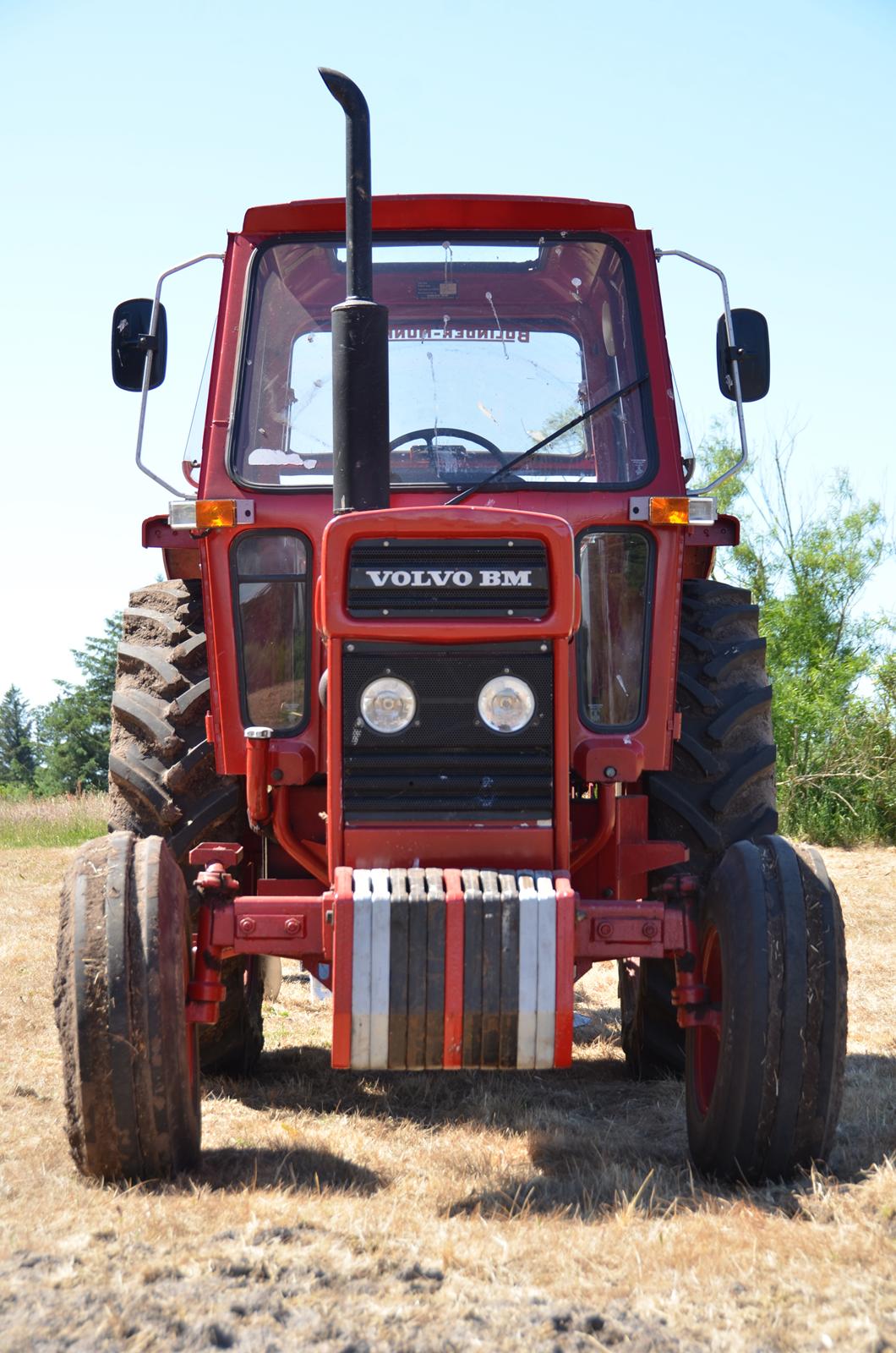 Volvo BM 2250 - Tandsmil! billede 1