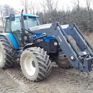 New Holland 8260