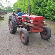 International Harvester B 275