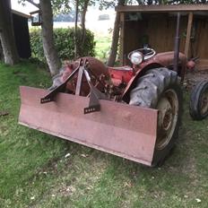 Massey Ferguson 35 Benzin