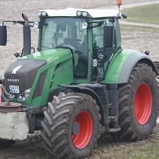 Fendt 828