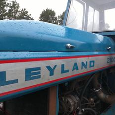 Leyland 2100
