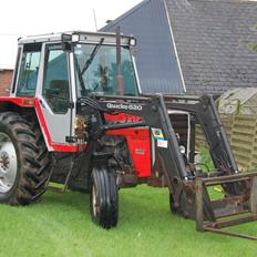 Massey Ferguson 690