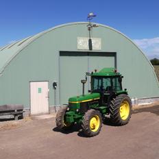 John Deere 3050