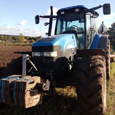 New Holland TM 155