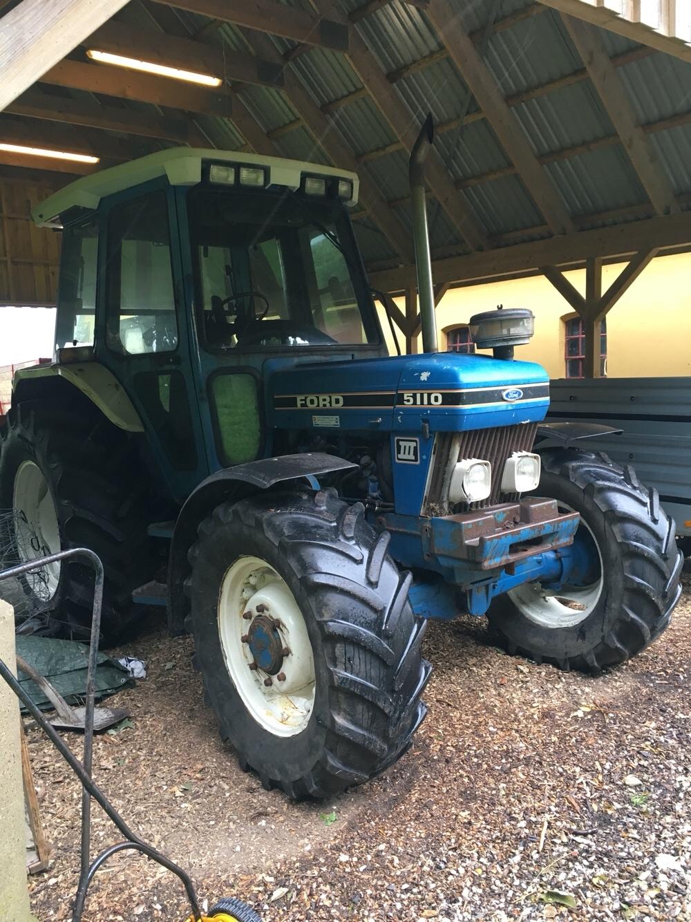 Ford 5110 Flll med dualpower, 4wd og super Q førerhus billede 4