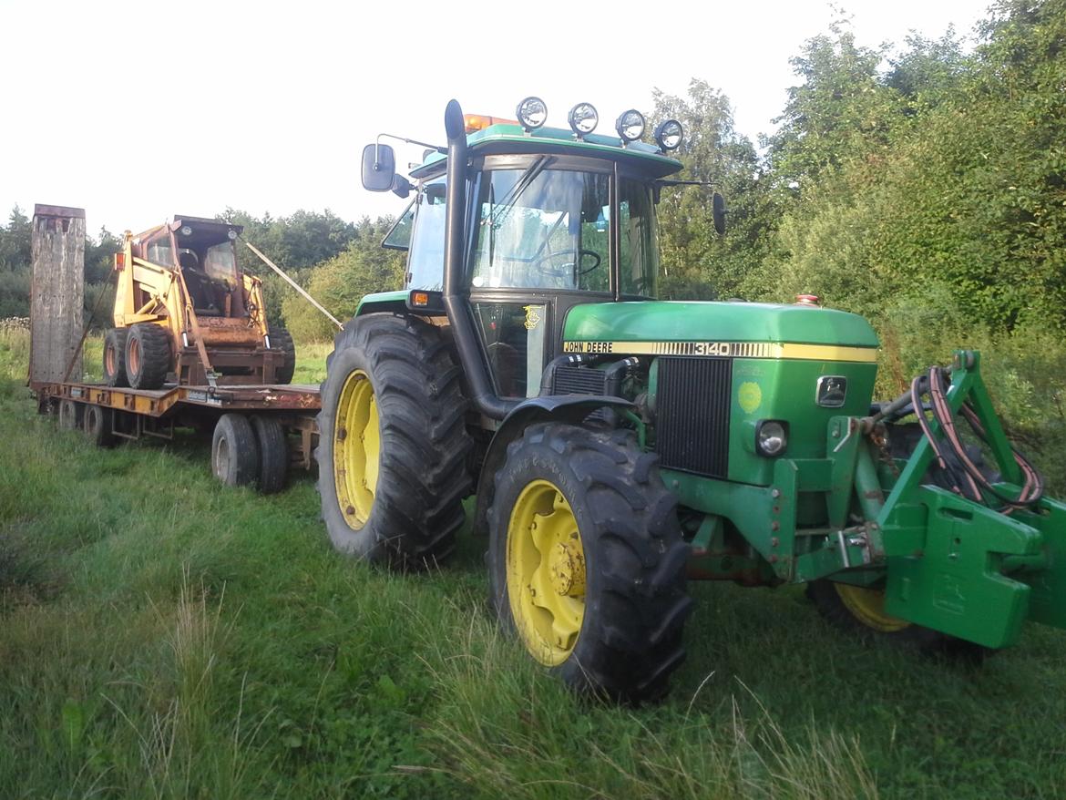 John Deere 3140 billede 25