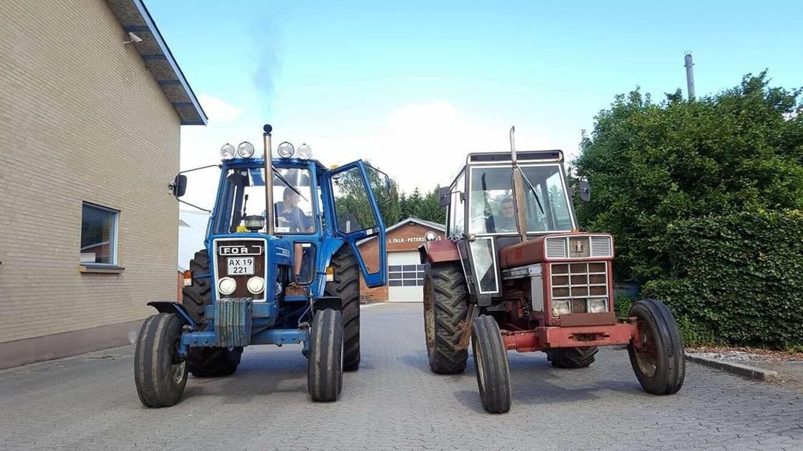 International Harvester 844-S - Her har jeg lige fået den hjem og så skulle vi jo lige ud og nuller :) billede 2