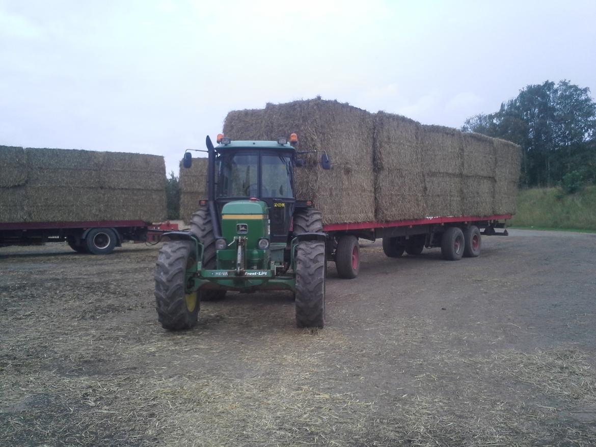 John Deere 3140 billede 40