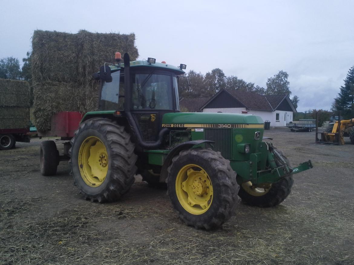 John Deere 3140 billede 41