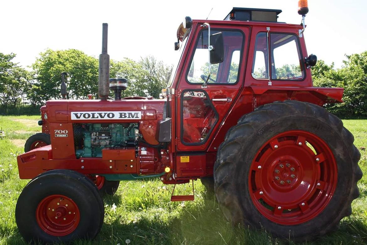 Volvo BM 700 billede 1