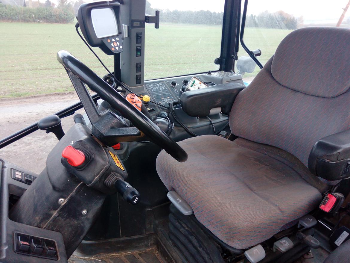 New Holland TM 190  billede 2