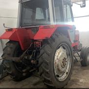 Massey Ferguson 690