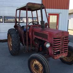 International Harvester b275