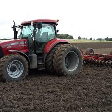 Case IH Maxxum MXU 135 Pro