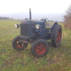 Fordson E27N