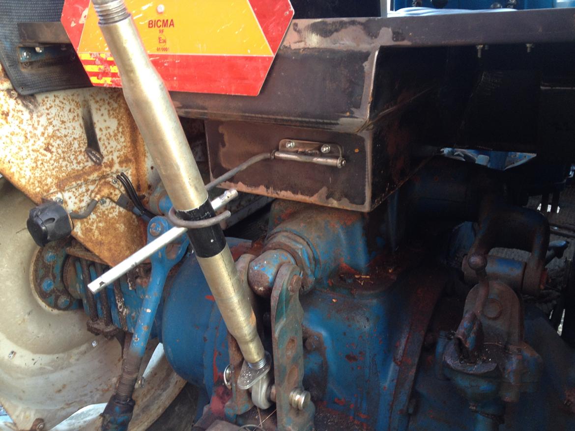 Ford 5000 Y billede 23