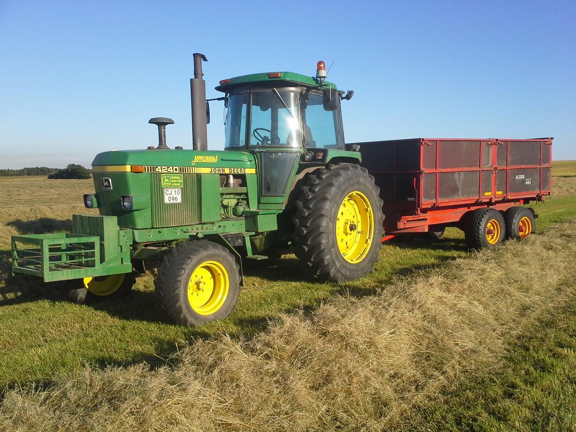 John Deere 4240 billede 31